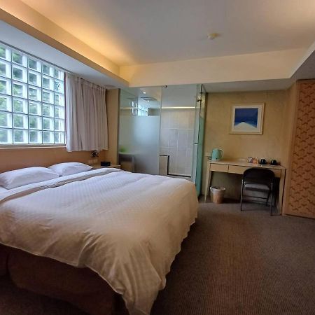Blue Ocean Hotel Кийлунг Екстериор снимка