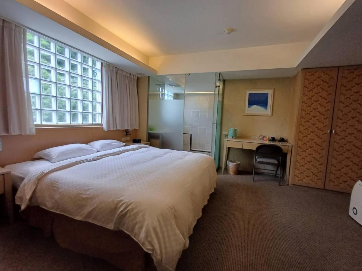 Blue Ocean Hotel Кийлунг Екстериор снимка