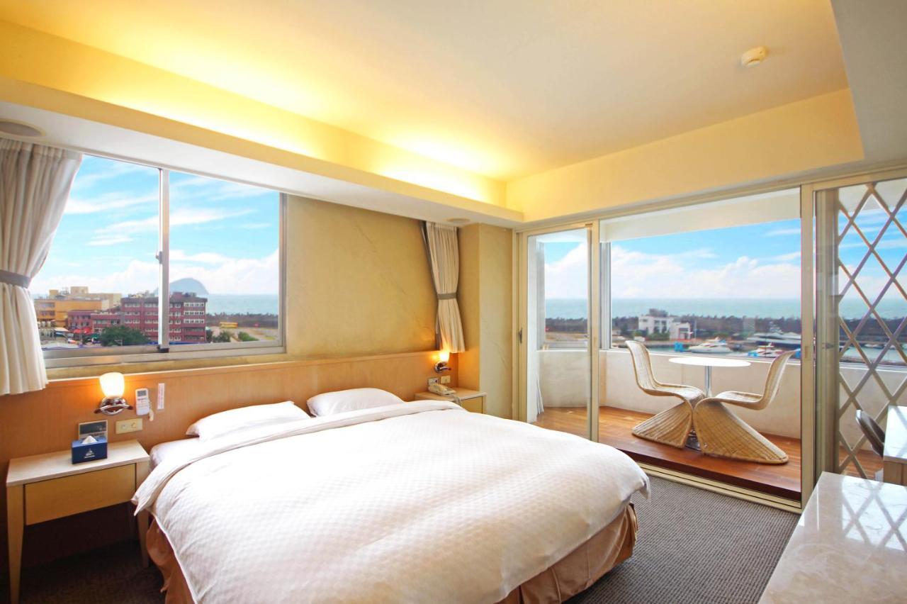 Blue Ocean Hotel Кийлунг Екстериор снимка