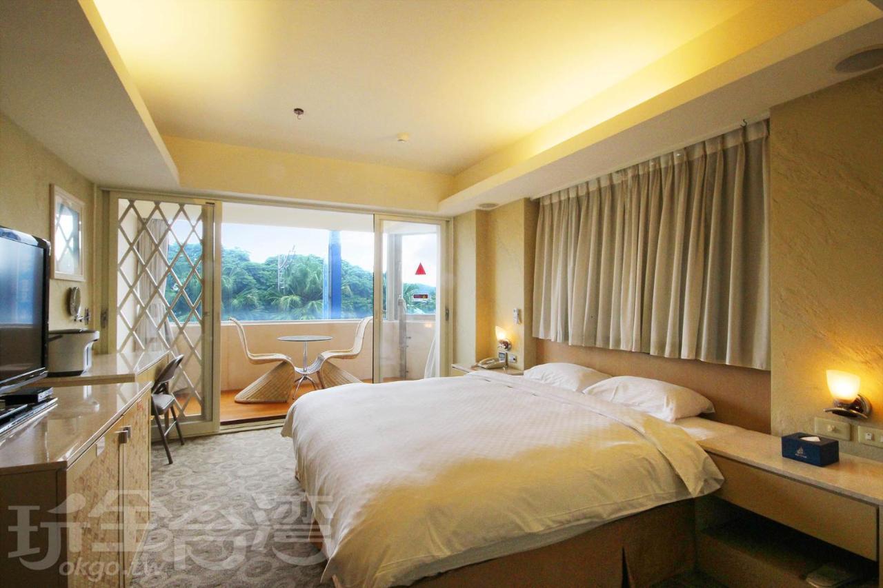 Blue Ocean Hotel Кийлунг Екстериор снимка