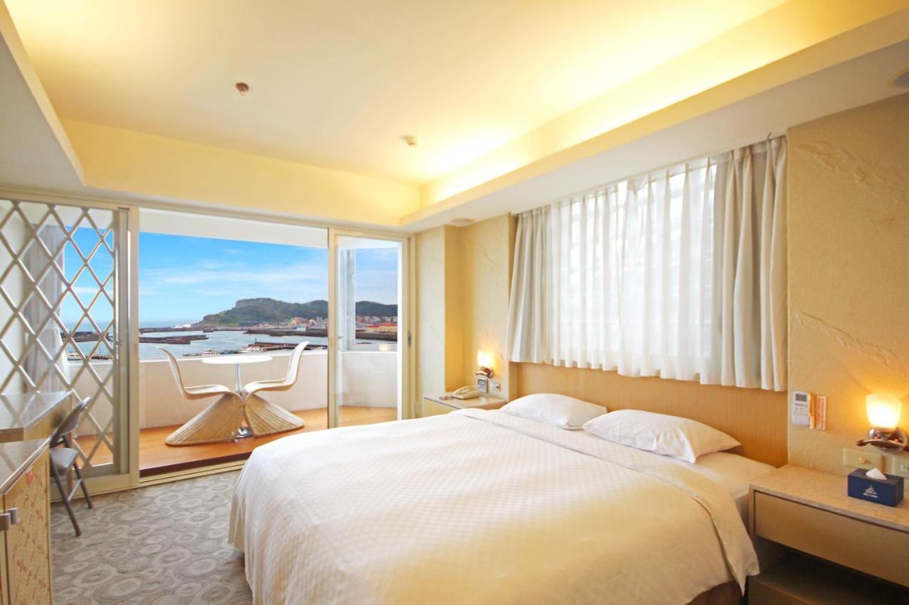 Blue Ocean Hotel Кийлунг Екстериор снимка
