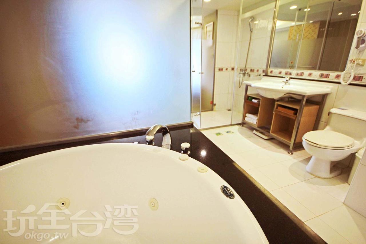 Blue Ocean Hotel Кийлунг Екстериор снимка
